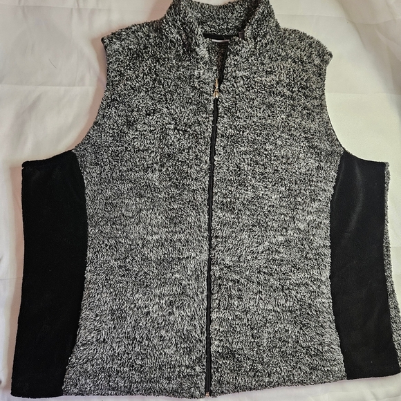 Jason Maxwell Womens Gray And Black Zip Up Furry Vest Size 3X - Picture 1 of 10